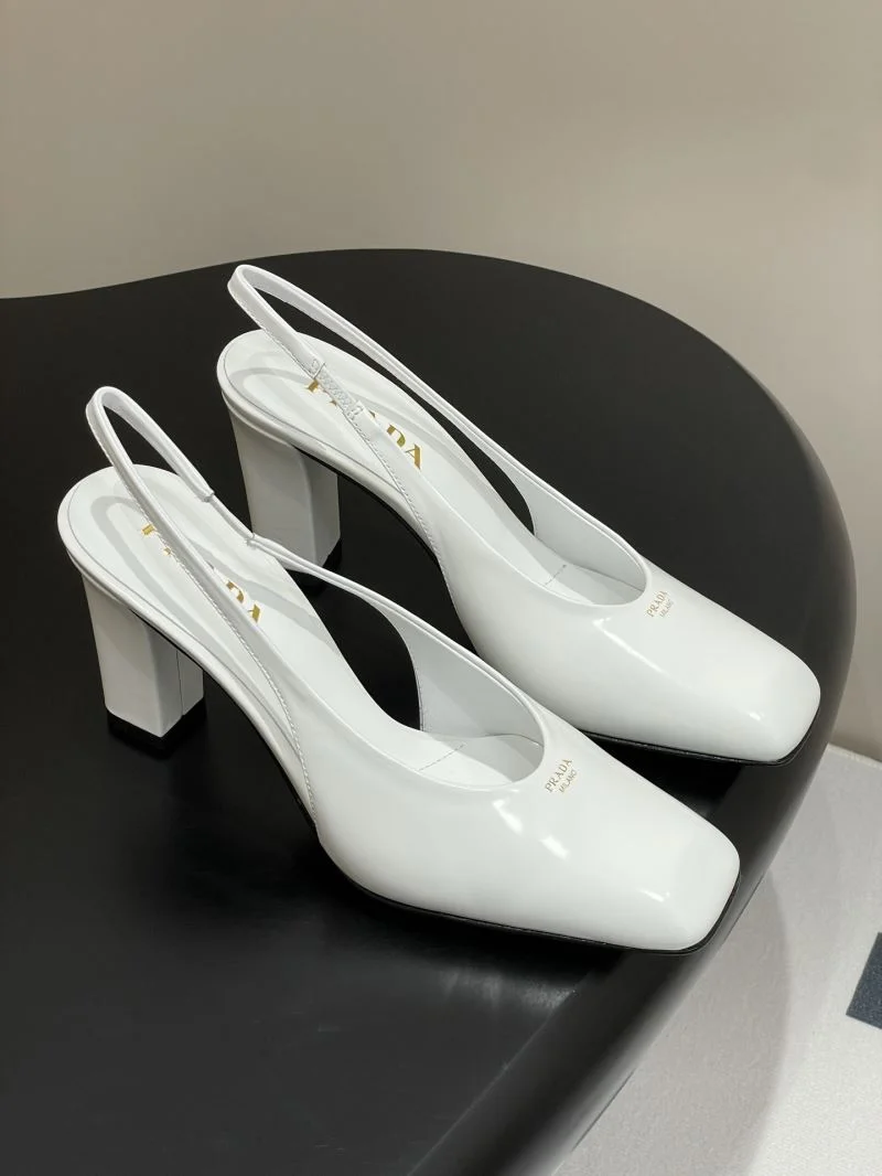 Prada Sandals Attractive 34726