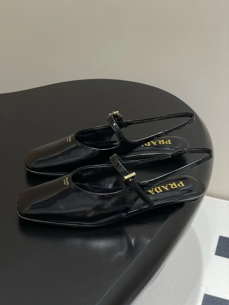 Prada Sandals Versatile 34711