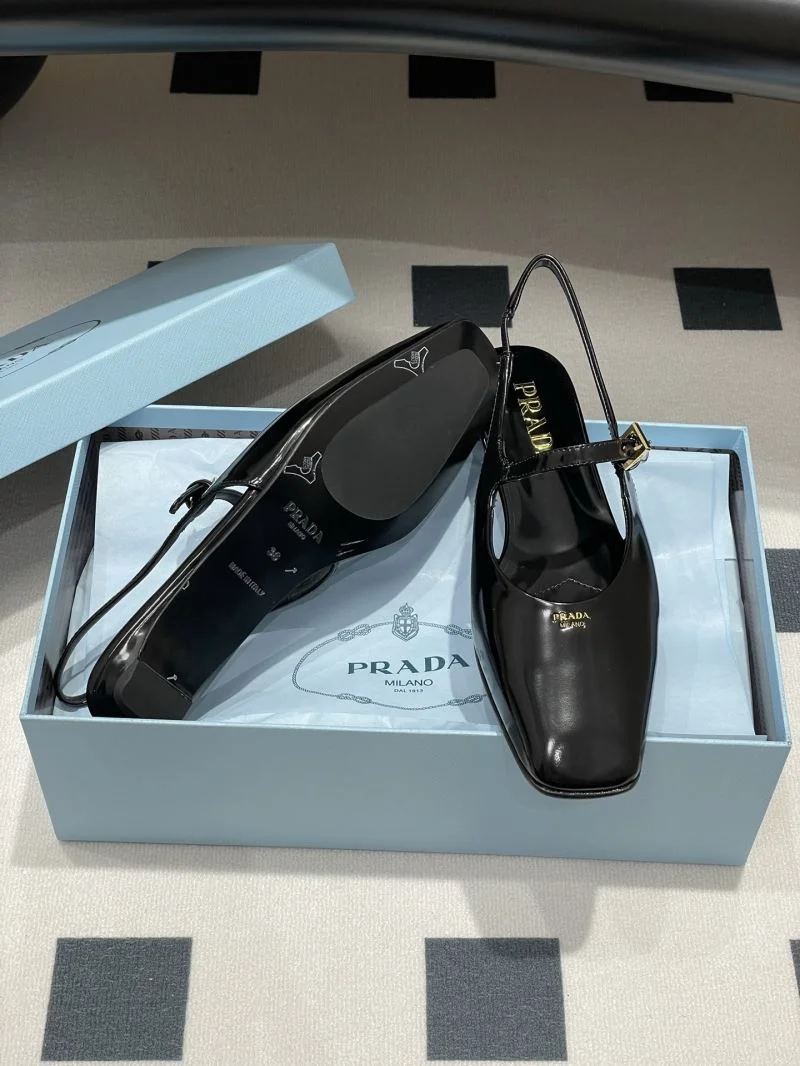 Prada Sandals Versatile 34711