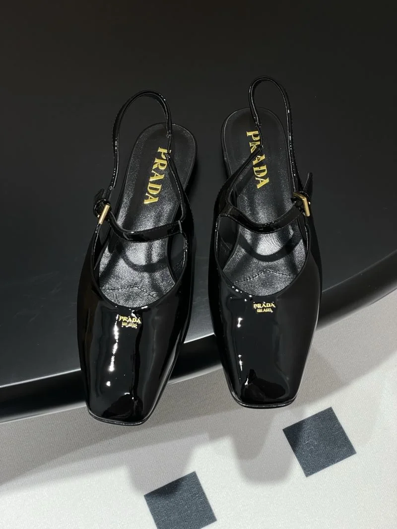 Prada Sandals Unique 34704