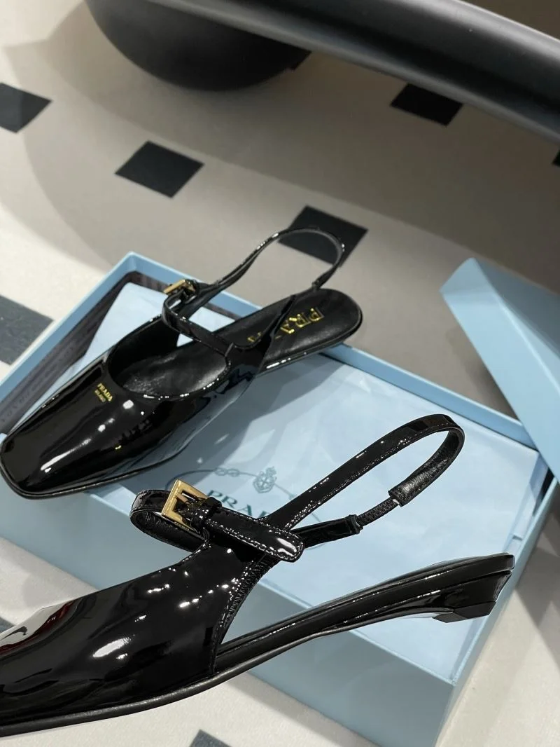 Prada Sandals Unique 34704