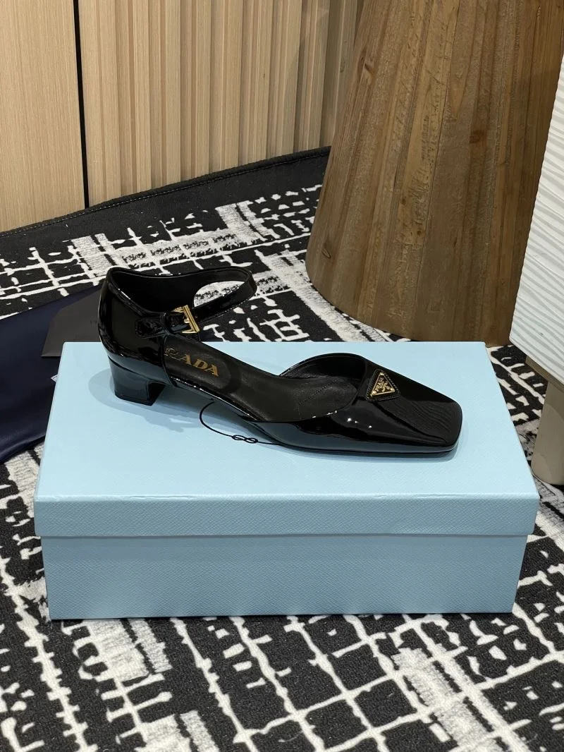 ModernLook Prada Sandals 34716
