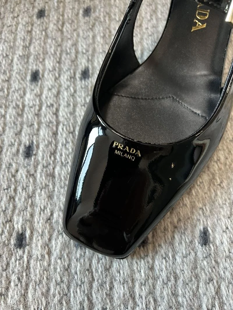 Prada Sandals Youthful 34709