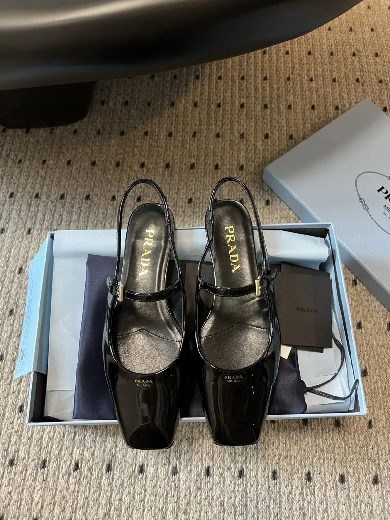Prada Sandals Youthful 34709
