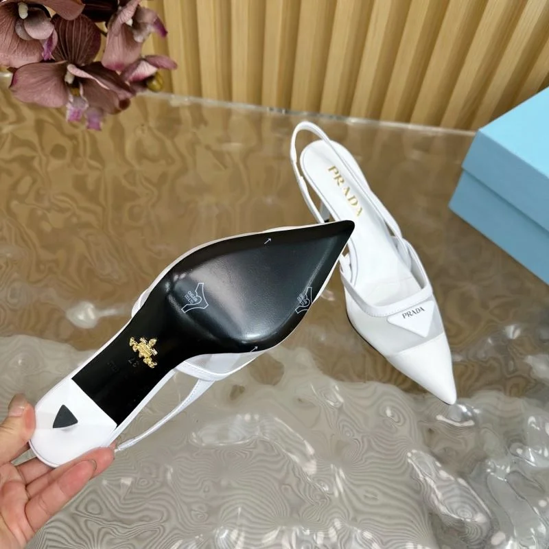 Comfortable Prada Sandals 34691