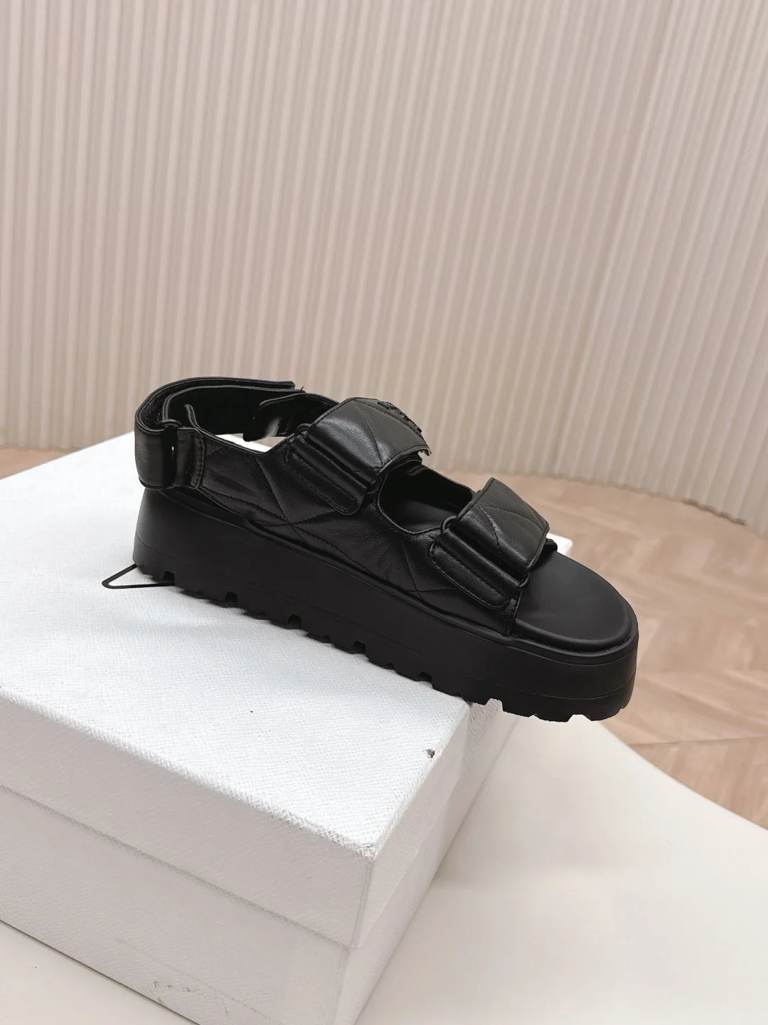 Reliable Prada Sandals 34114