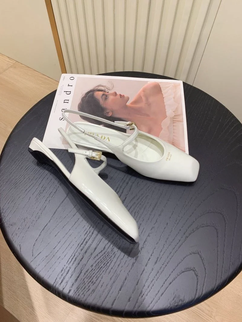Prada Sandals Durable 34121