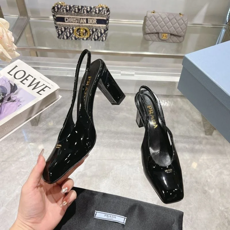 Prada Sandals Breathable 34109