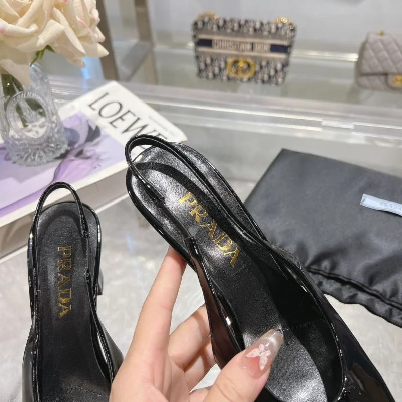 Prada Sandals Breathable 34109