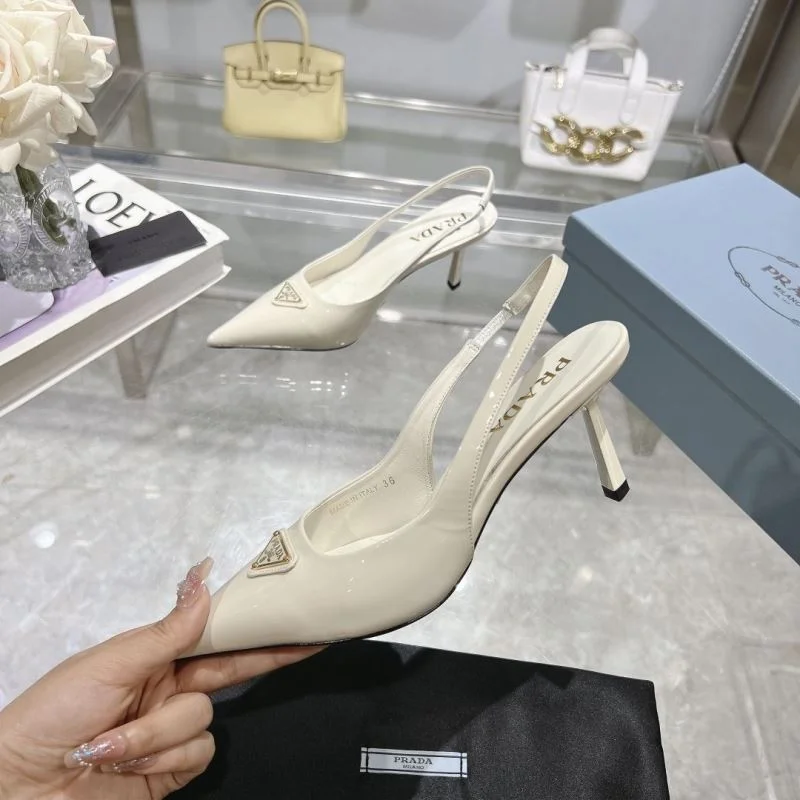 Effortless Prada Sandals 34102