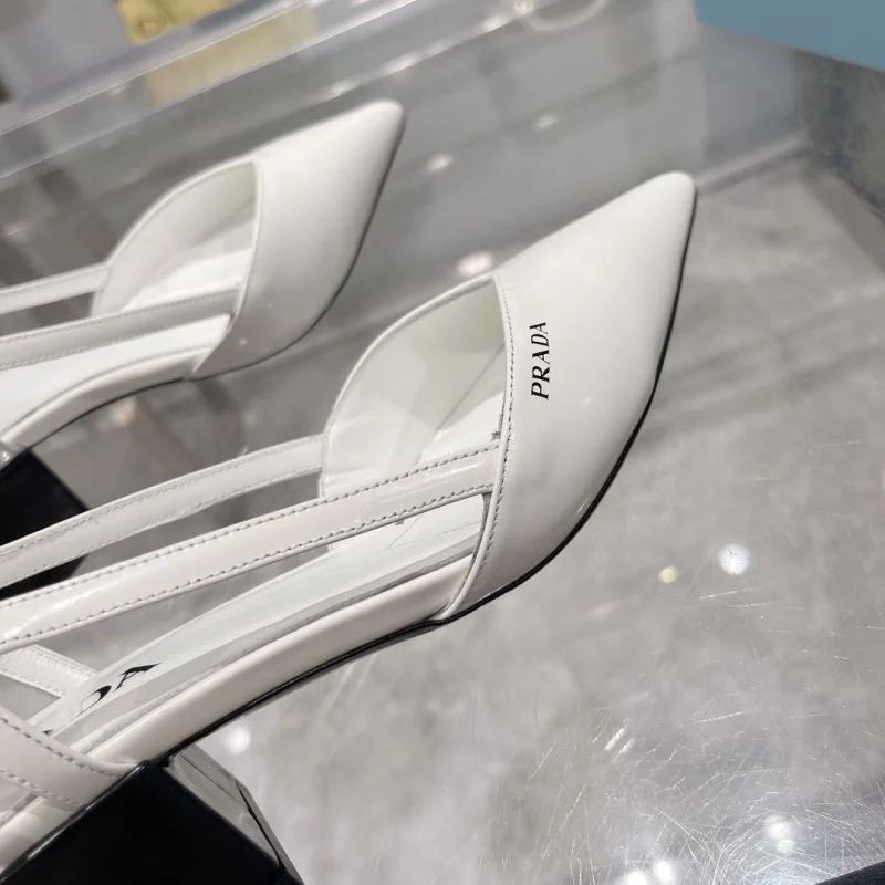 Stylish Prada Sandals 34070