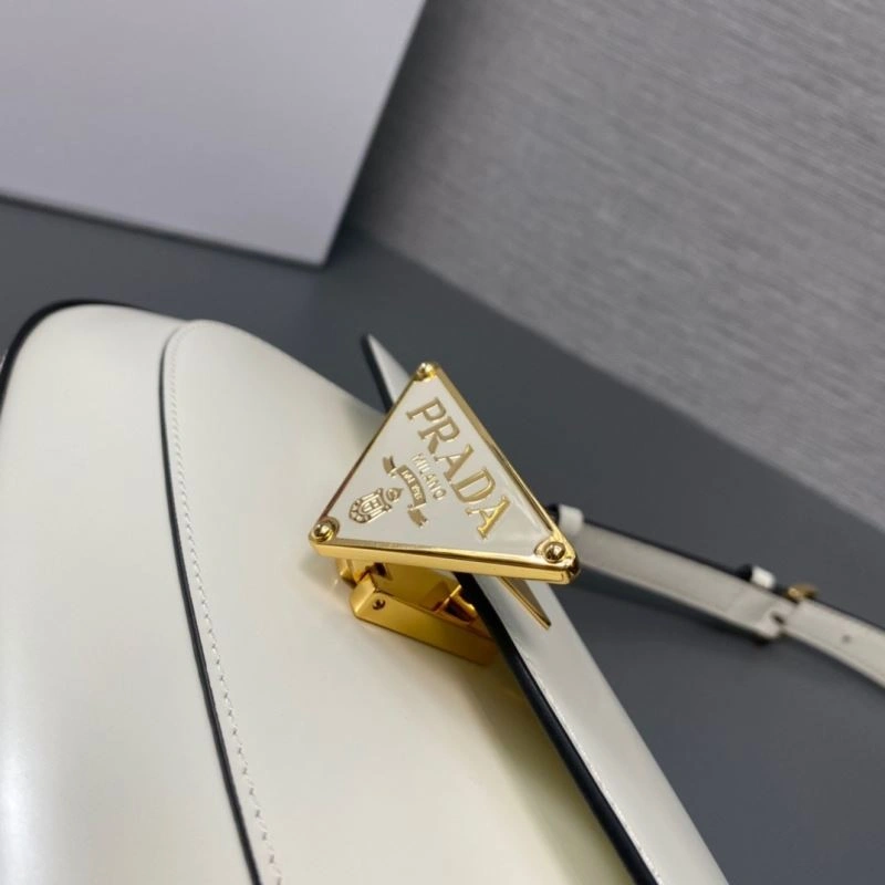 Prada Satchel Bags Stylish 75105