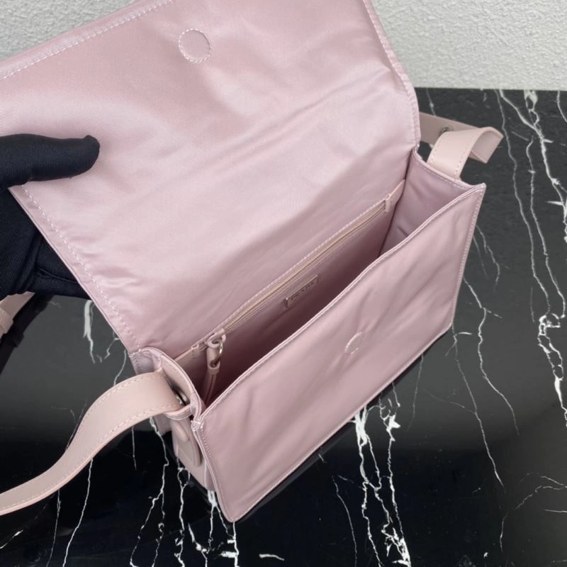 Prada Satchel Bags Fashionable 75092