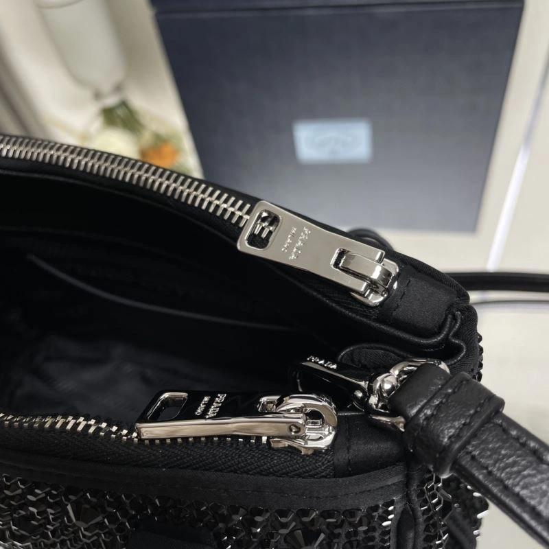 ModernLook Prada Satchel Bags 75053