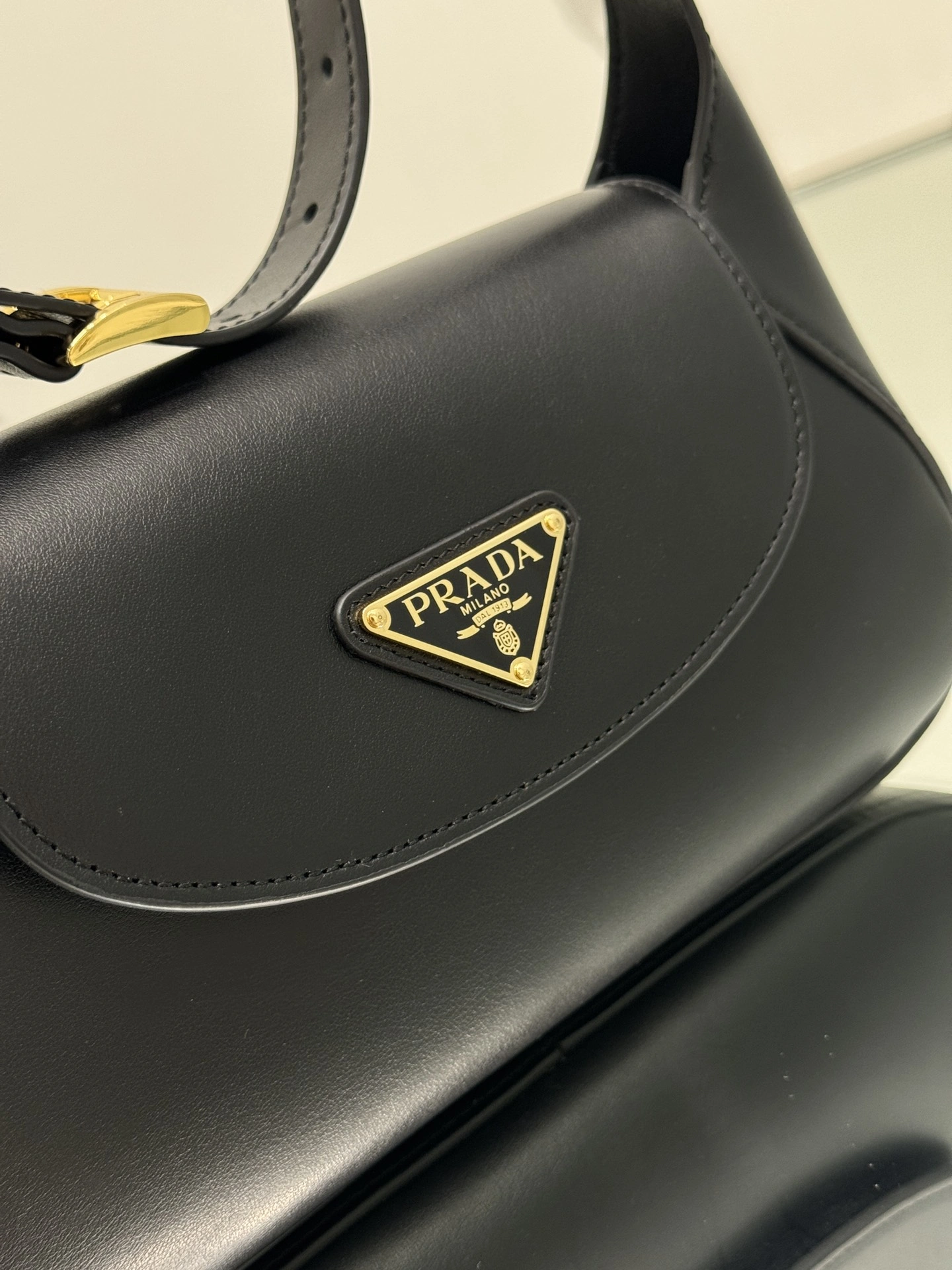 Youthful Prada Satchel Bags 73677