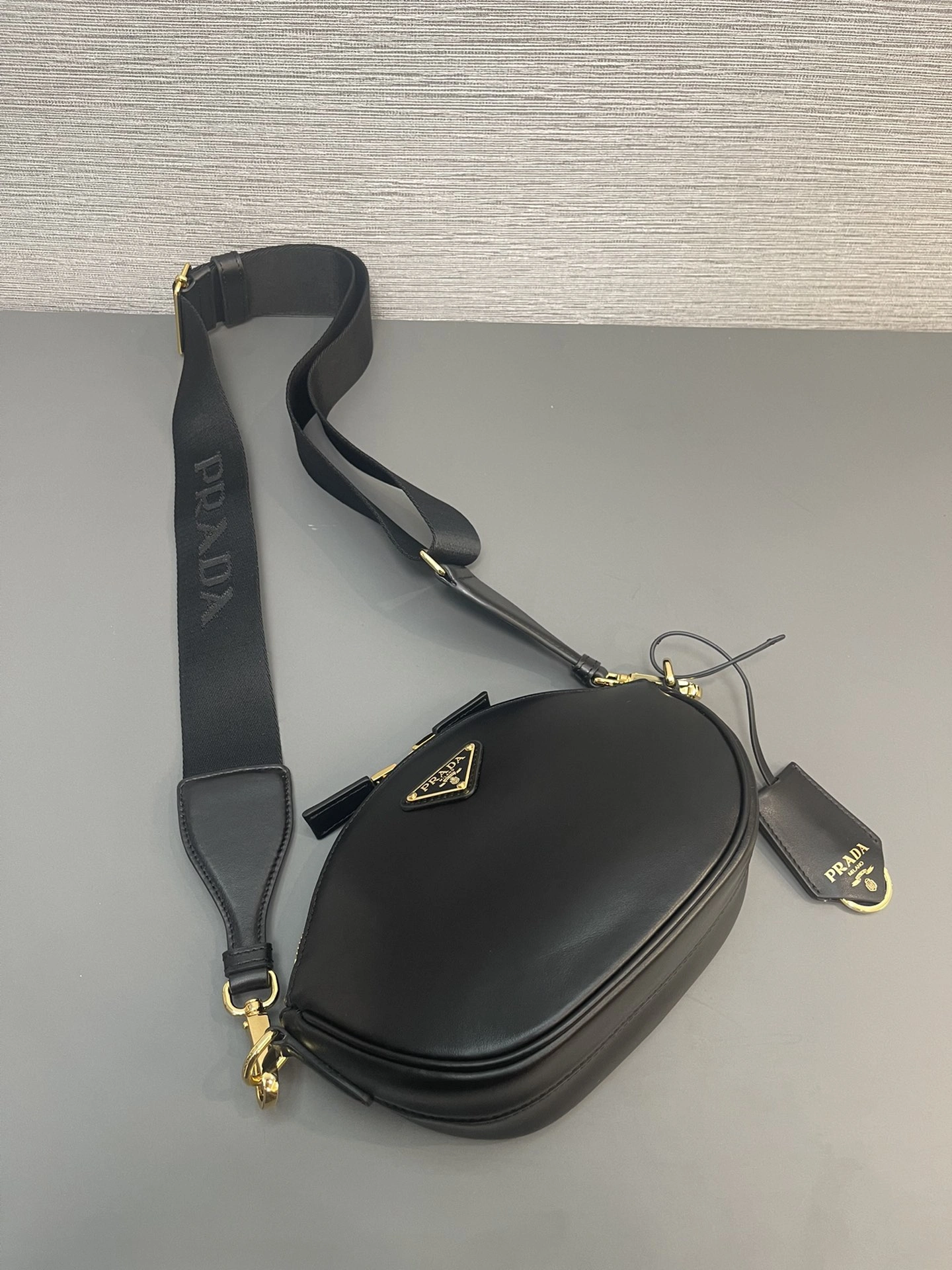 Prada Satchel Bags WrinkleFree 73683