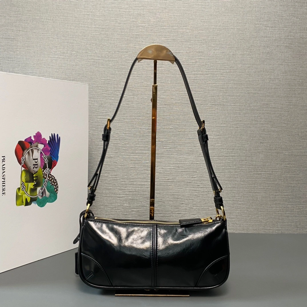 Compact Prada Satchel Bags 71656