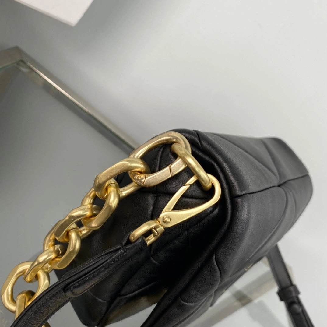 Prada Satchel Bags Elegant 71657
