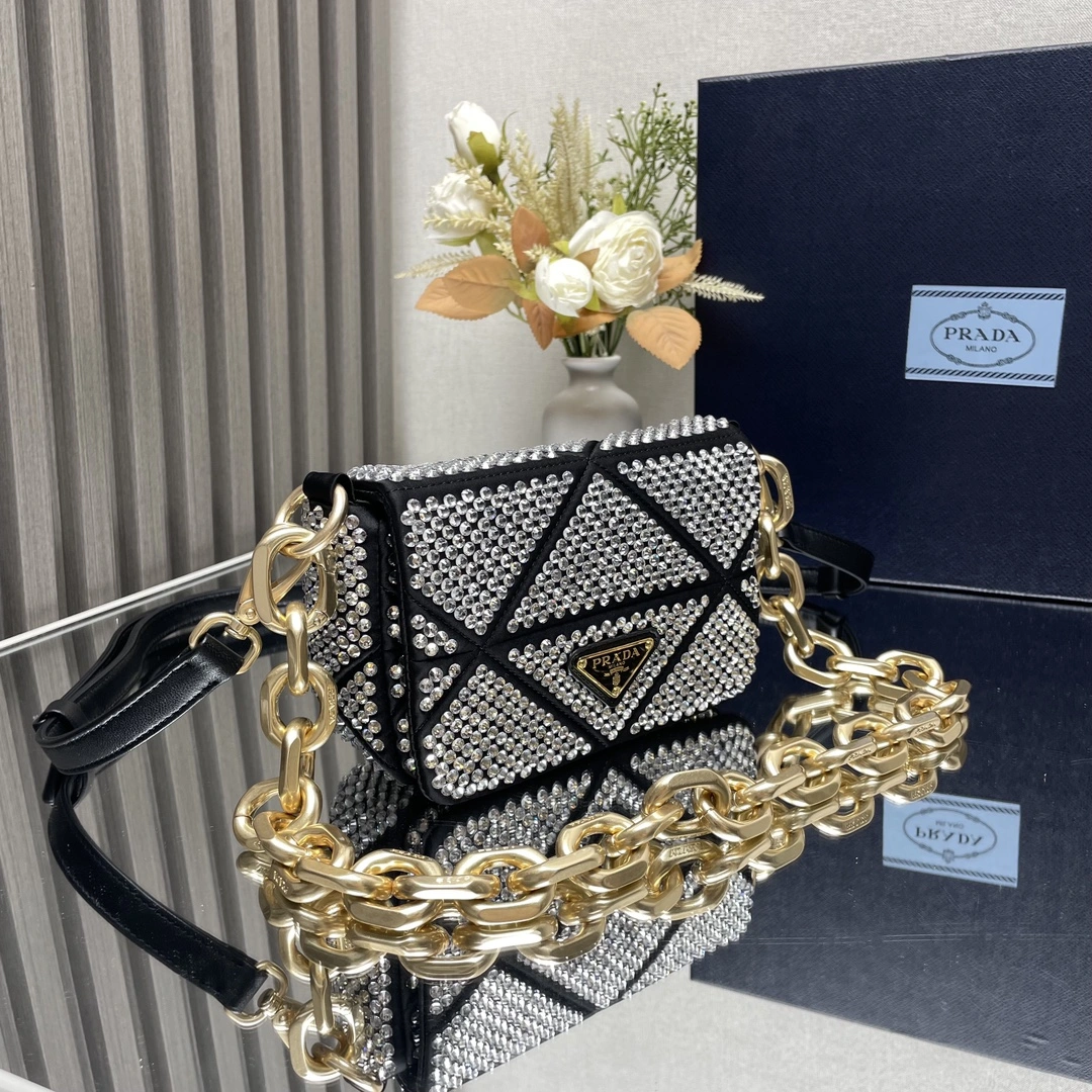 Prada Satchel Bags Neat 71666