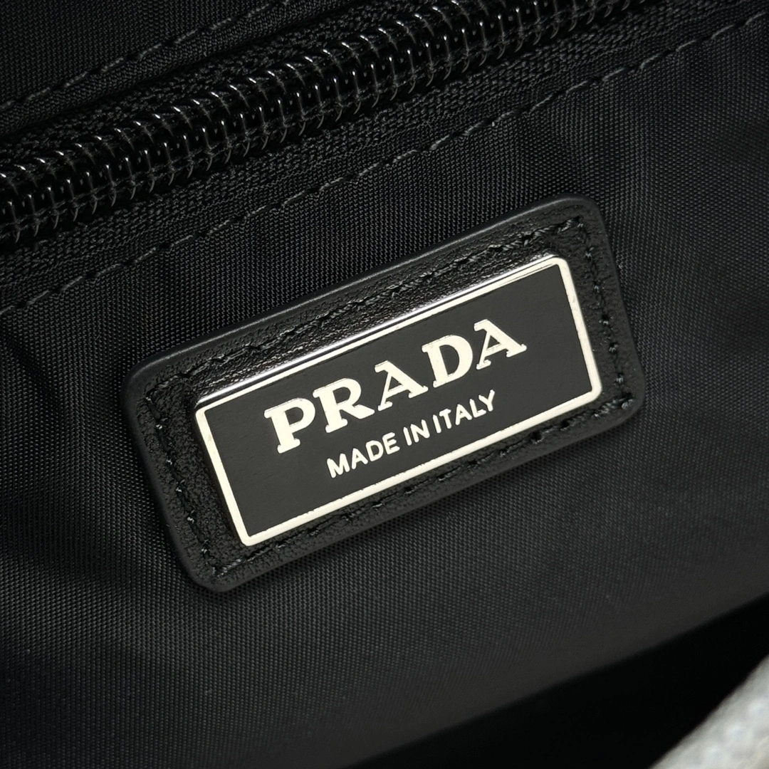 Prada Satchel Bags SmoothTexture 71712