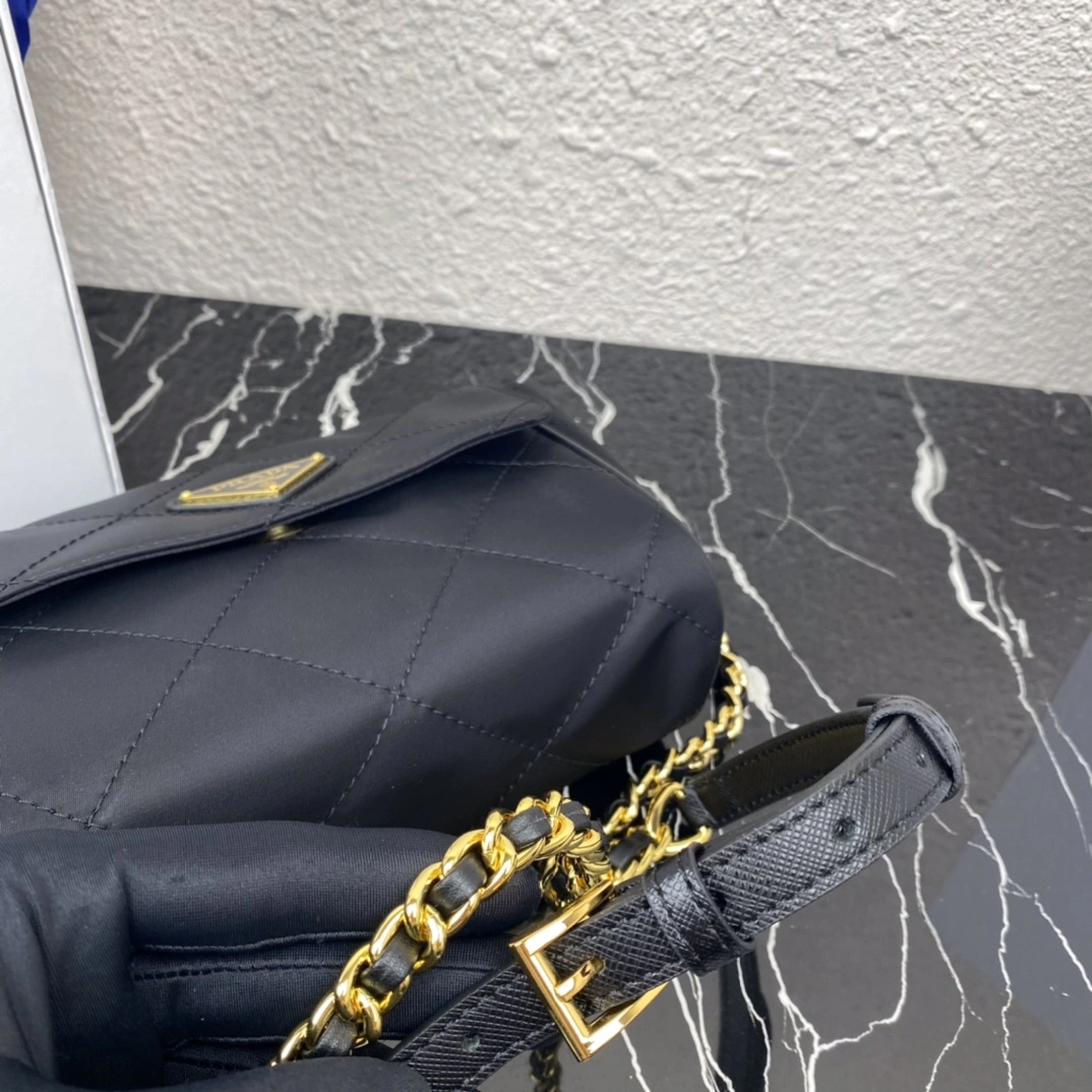 Prada Satchel Bags Functional 71658