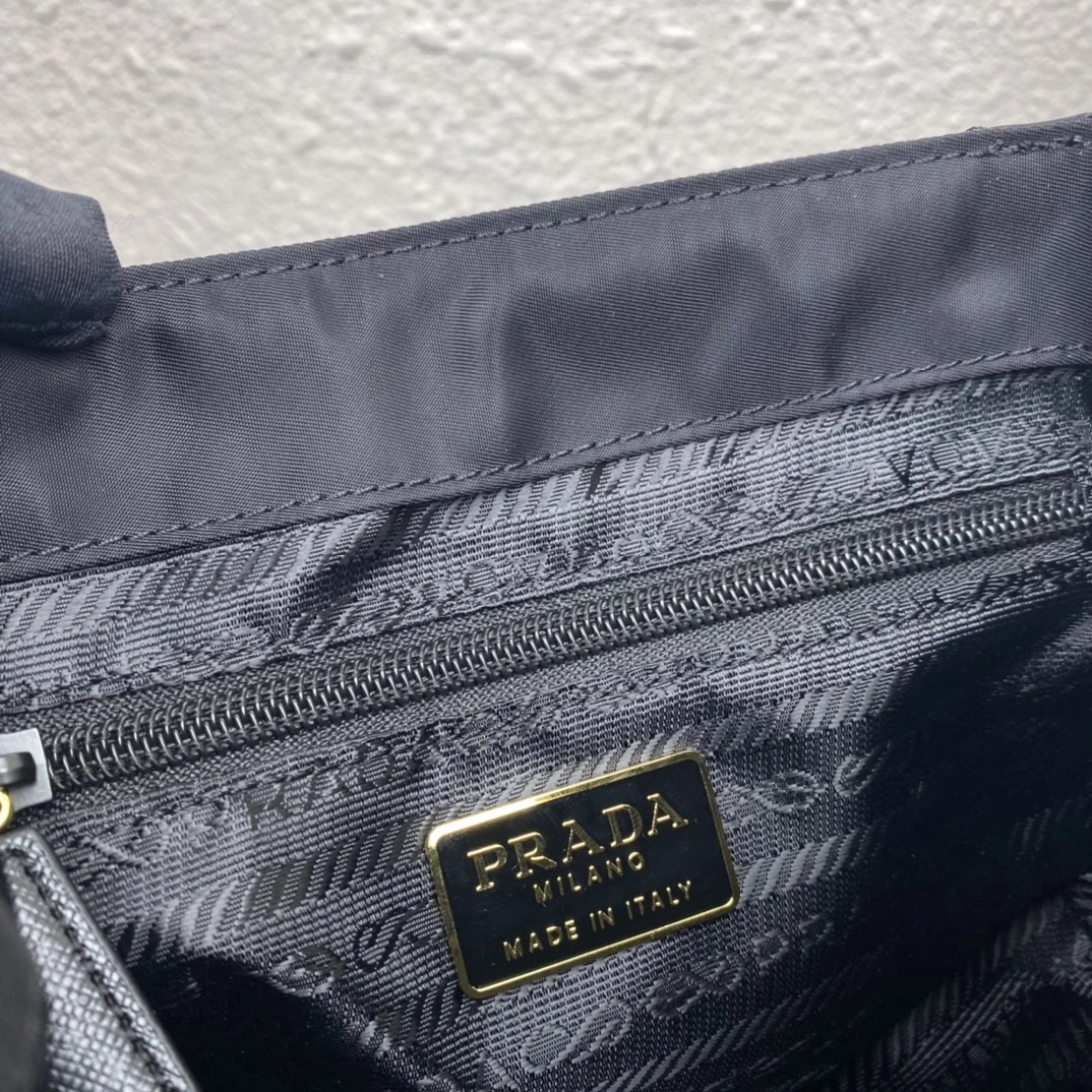 Prada Satchel Bags Functional 71658
