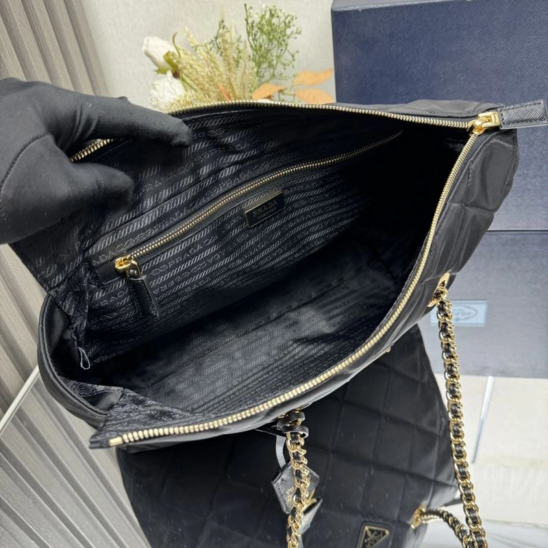 Flexible Prada Satchel Bags 66536