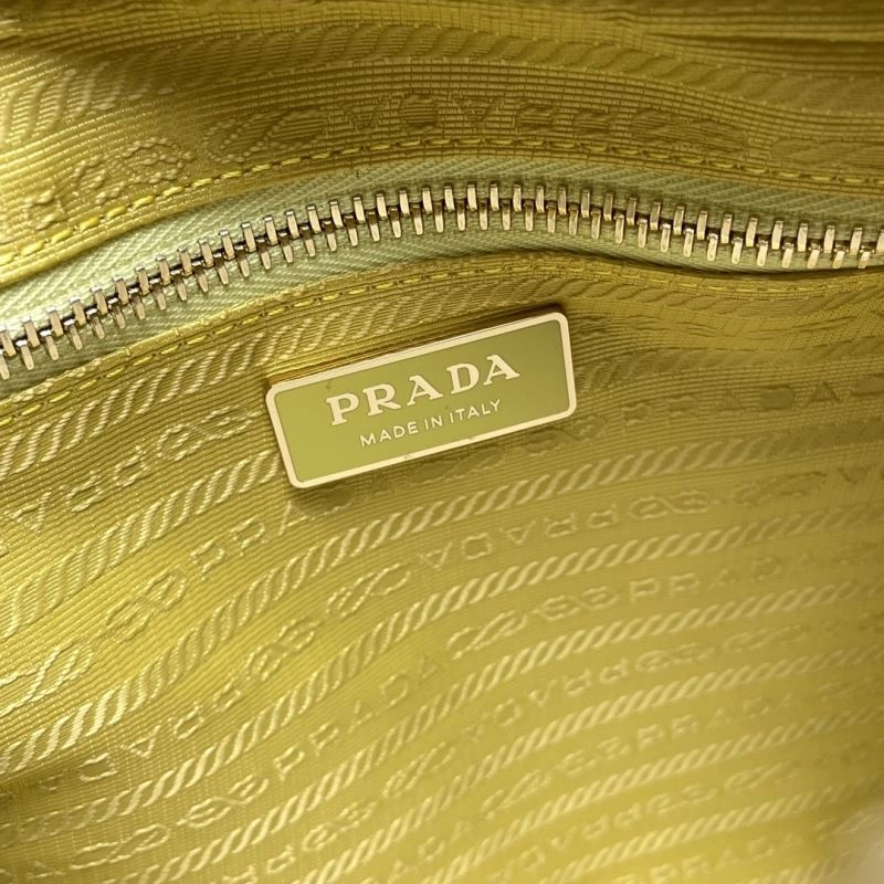 Prada Satchel Bags Attractive 66561