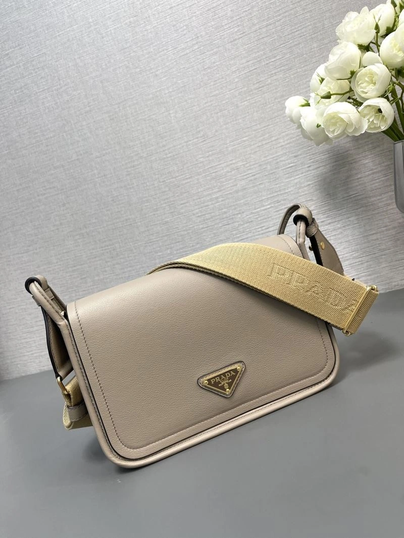 Trendsetting Prada Satchel Bags 60802
