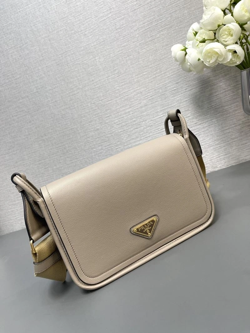 Trendsetting Prada Satchel Bags 60802