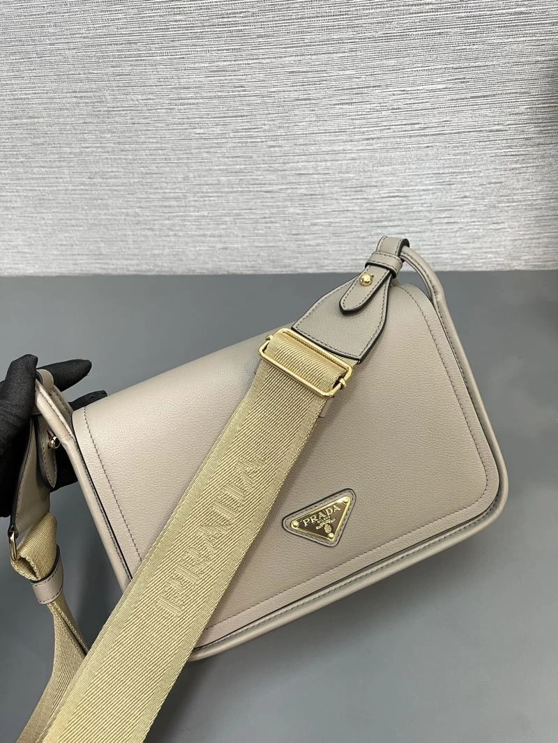 Trendsetting Prada Satchel Bags 60802