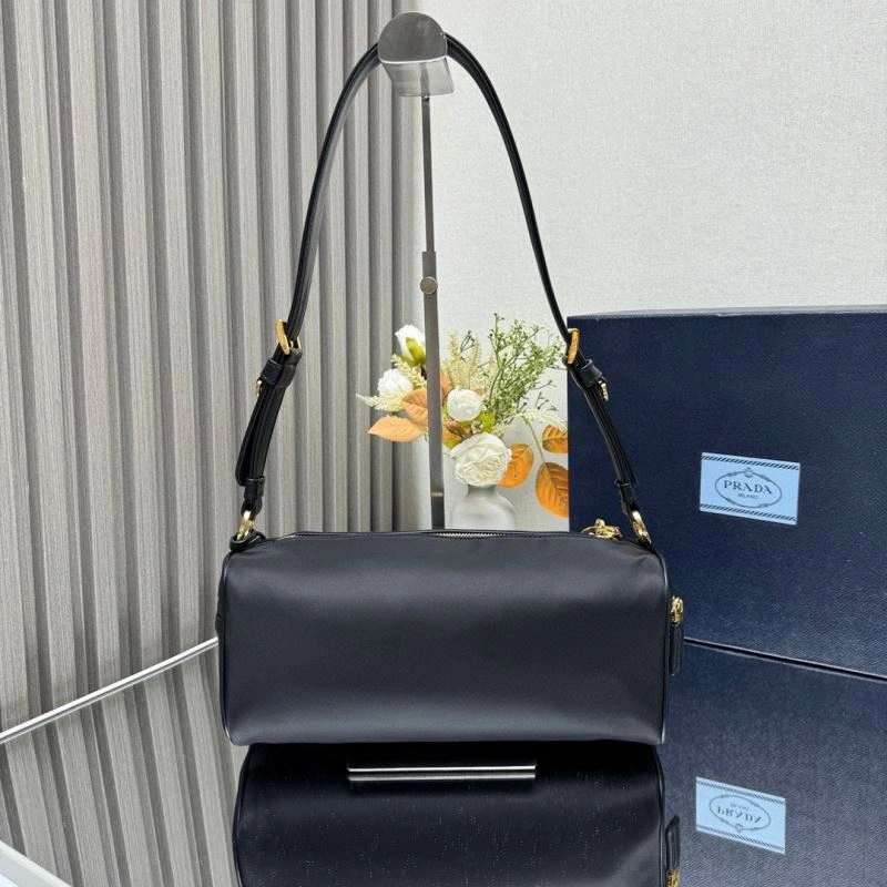 Prada Satchel Bags Versatile 60790