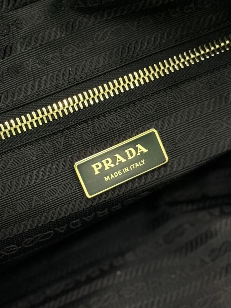 Prada Satchel Bags Sporty 60789