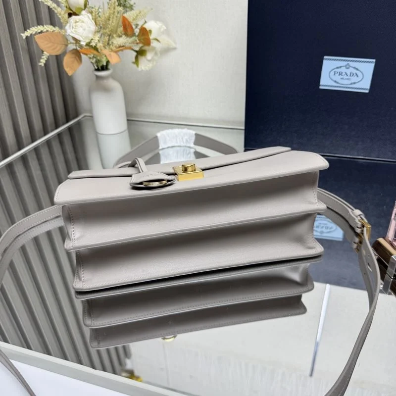 RelaxedFit Prada Satchel Bags 45152
