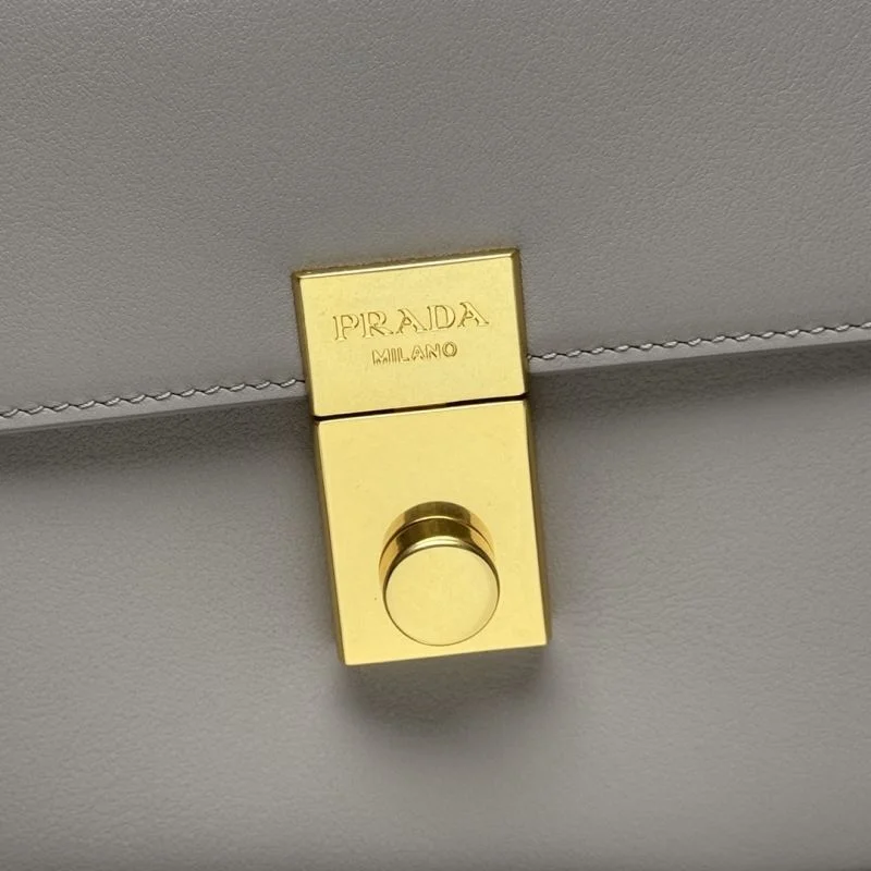 RelaxedFit Prada Satchel Bags 45152