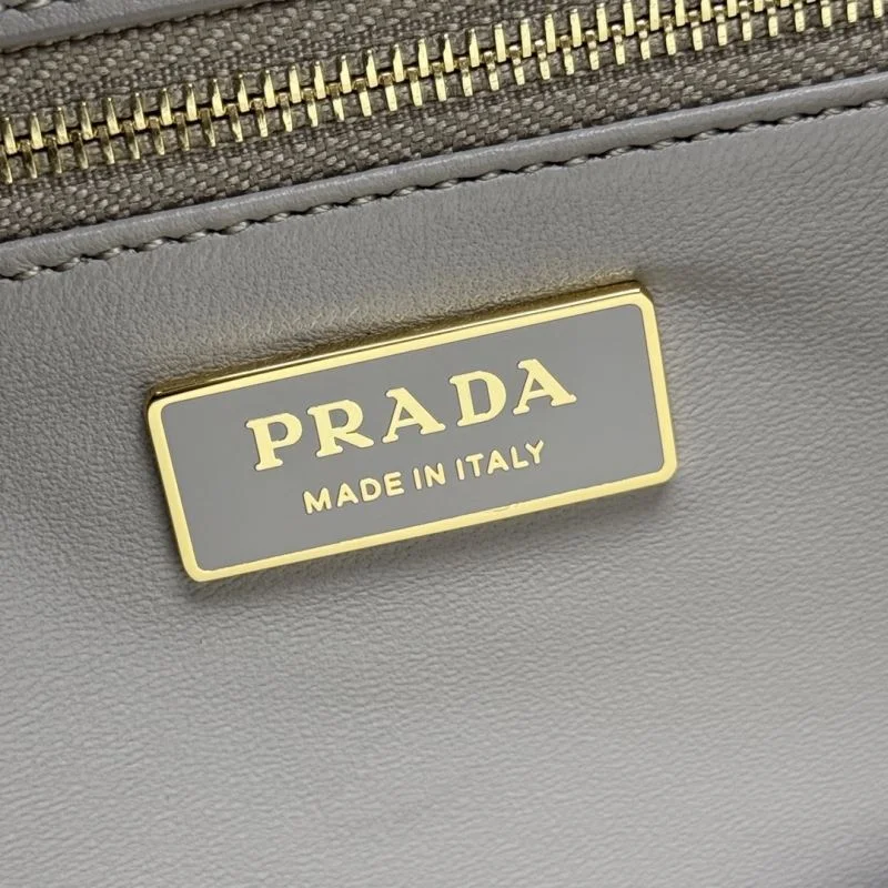 RelaxedFit Prada Satchel Bags 45152