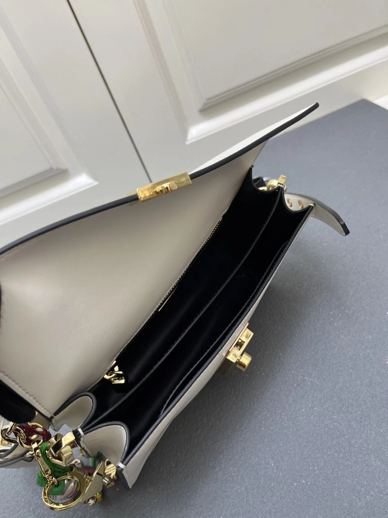 Practical Prada Satchel Bags 82990