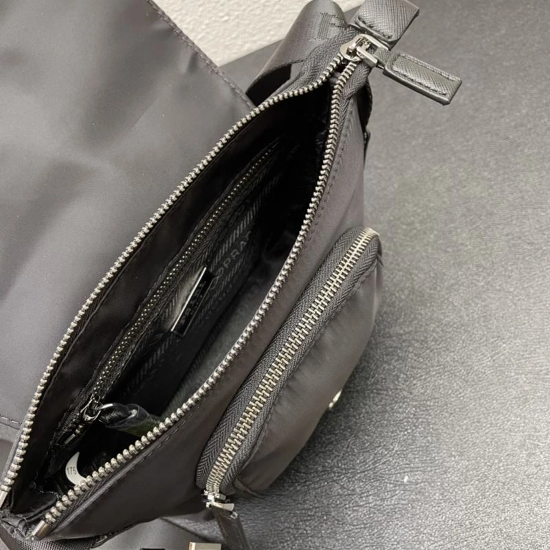 Prada Satchel Bags Sporty 82998