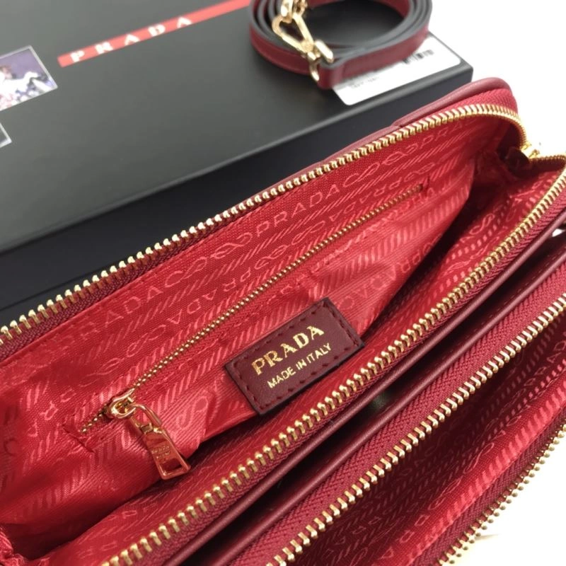 Effortless Prada Satchel Bags 82952