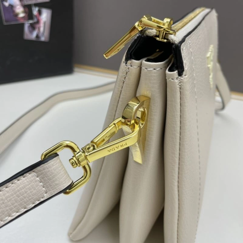 Prada Satchel Bags Snug 82947