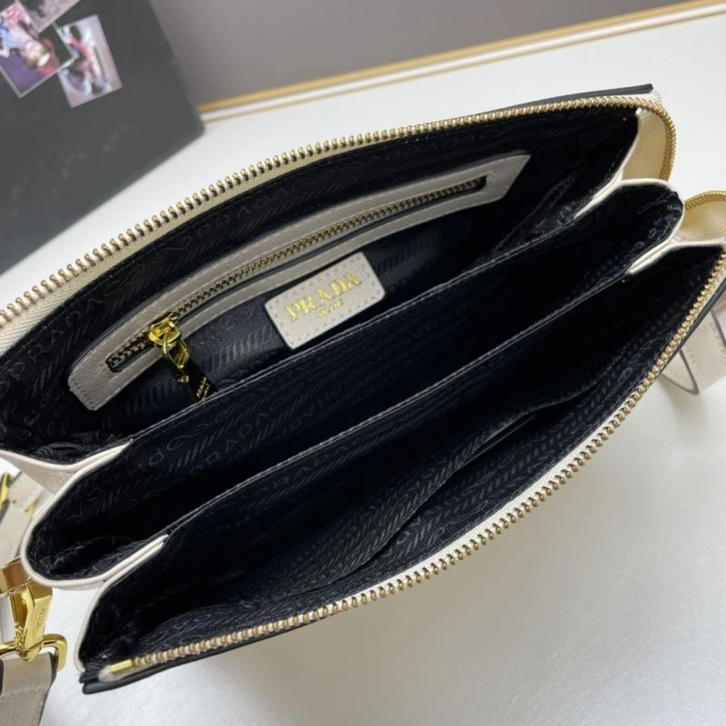 Prada Satchel Bags Snug 82947