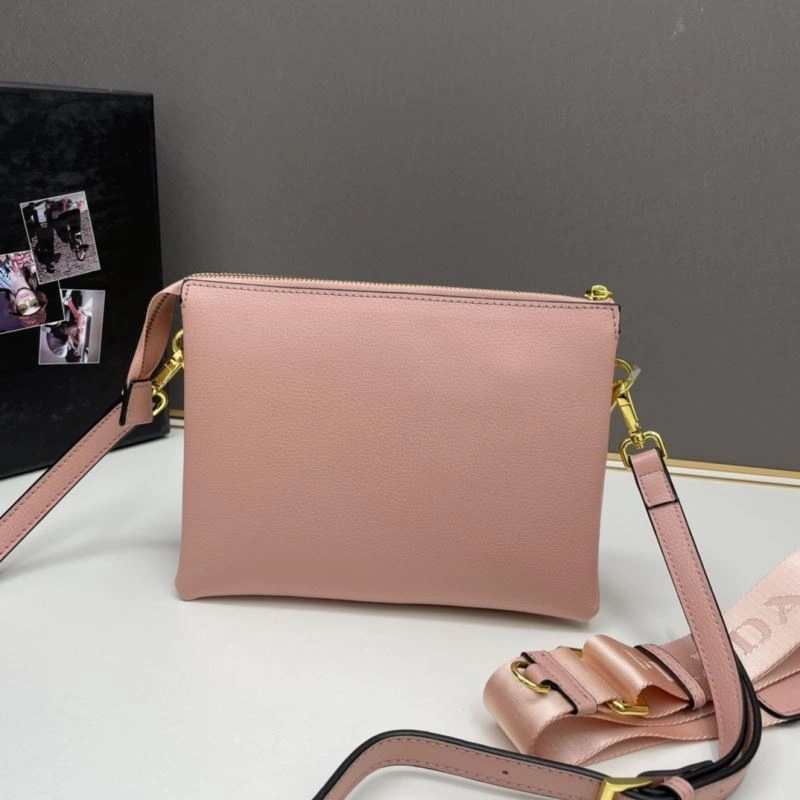 Durable Prada Satchel Bags 82942