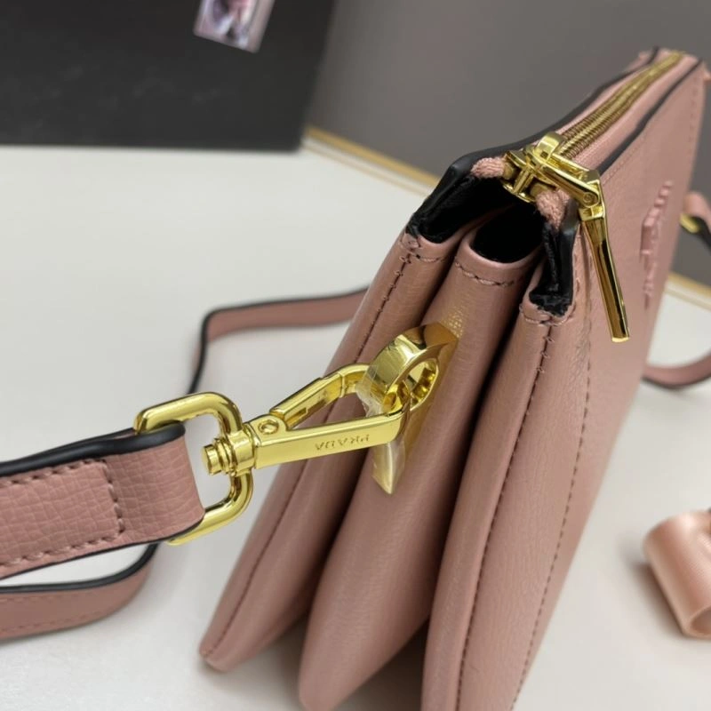 Durable Prada Satchel Bags 82942