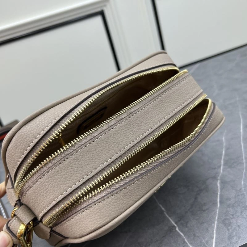 Effortless Prada Satchel Bags 82913