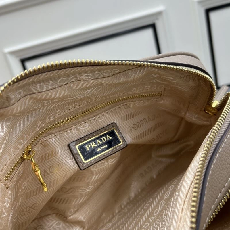 Effortless Prada Satchel Bags 82913