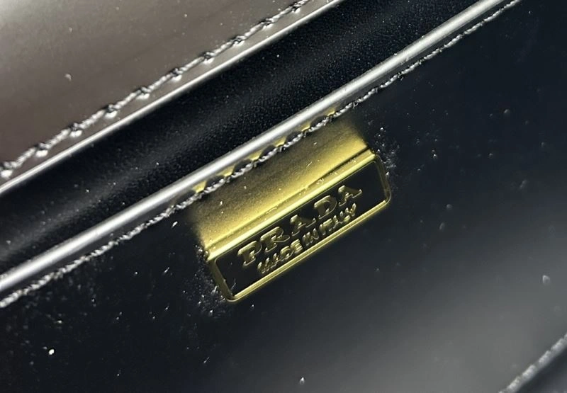 Prada Satchel Bags Cozy 82909