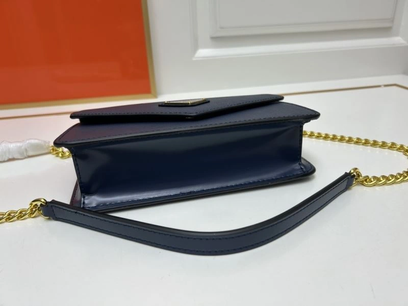 Supportive Prada Satchel Bags 82919