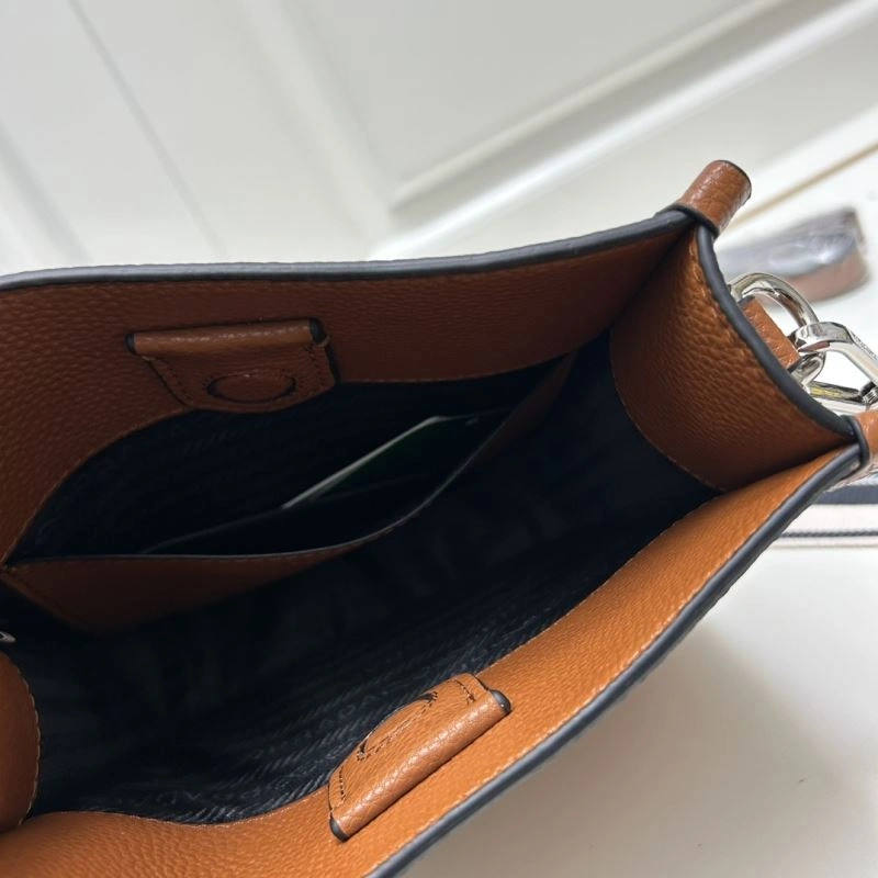Comfortable Prada Satchel Bags 82899
