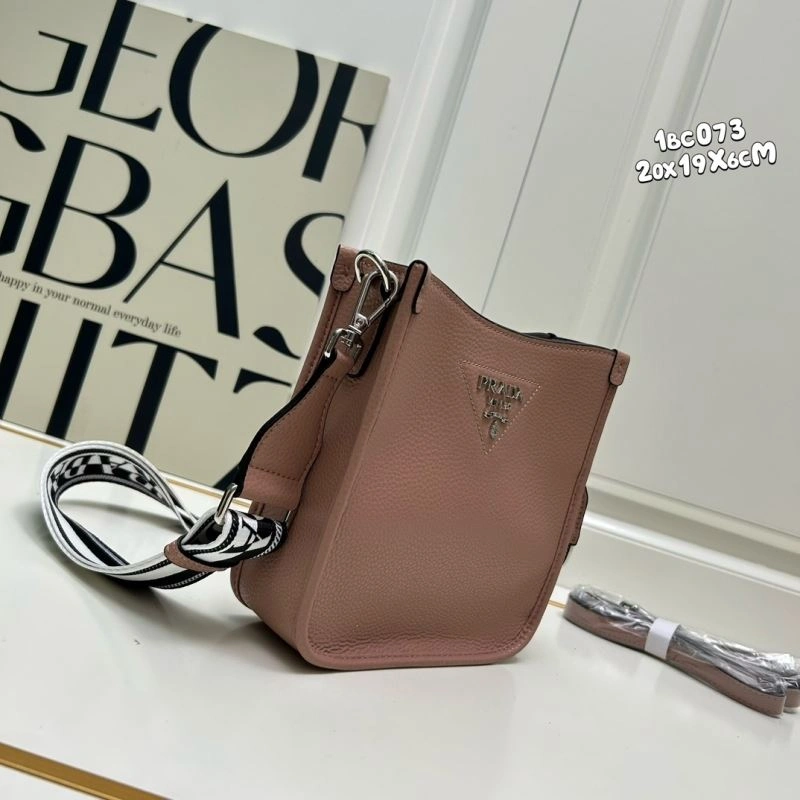 Prada Satchel Bags Sporty 82895