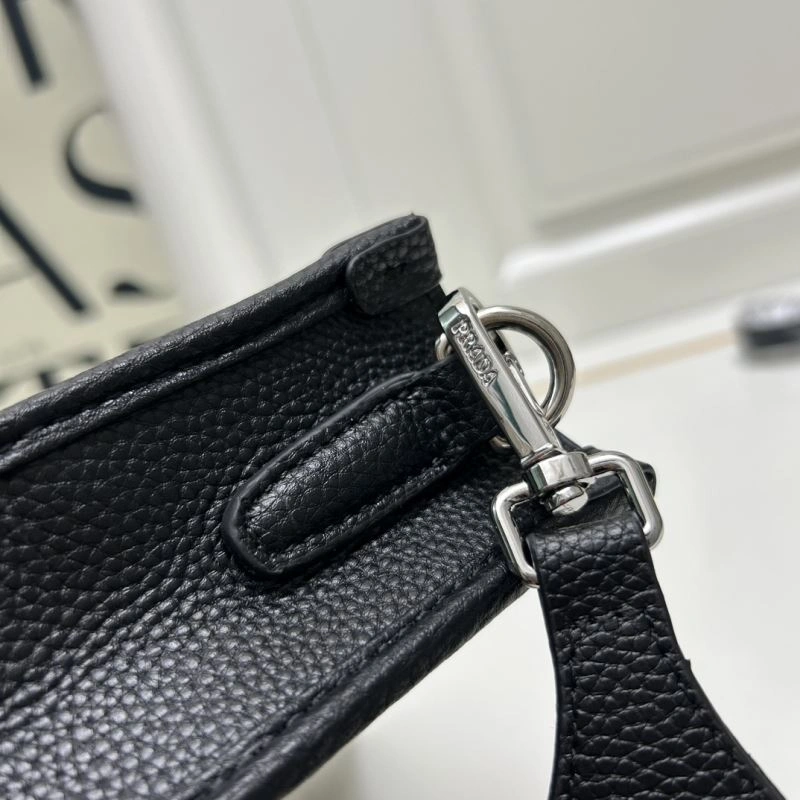 Stretchable Prada Satchel Bags 82930